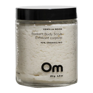 Om Vanilla Moon Radiant Body Scrub 195g