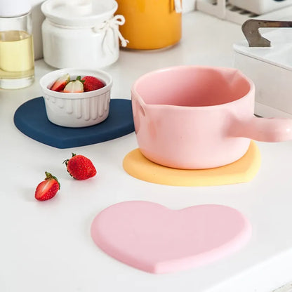 Heat Resistant Silicone Mat - Thicker Drink Cup Coasters - Heart-shaped Non-slip Pot Holder Table Placemat